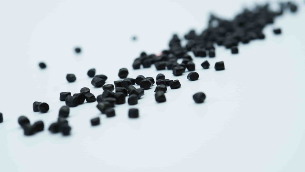 Selecting the right black masterbatch for injection molding is key to optimizing both performance and cost.