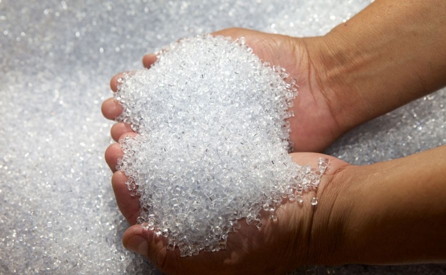 عادة ما يتم إعادة تدوير البولي إثيلين منخفض الكثافة LDPE تحت الرمز 4، بما يتماشى مع الممارسات المستدامة