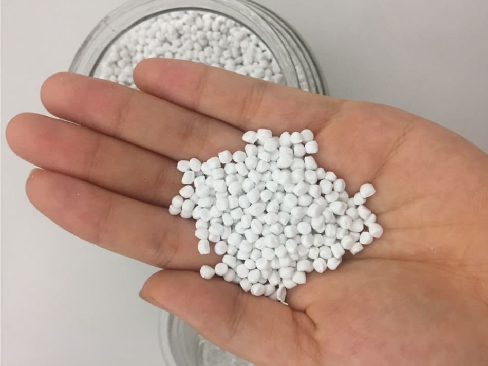 فيلر ماسترباتش كربونات الكالسيوم في تصنيع صفائح البلاستيك البولي بروبيلين