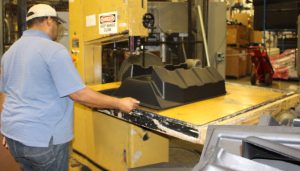 This process can be completely operated manually, semi-automatically or fully automatically