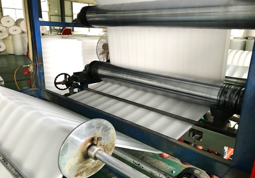 Polyethylene foam manufacturing process