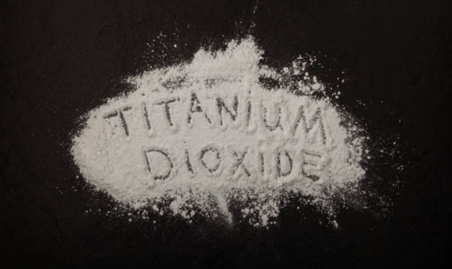 Titanium Dioxide serves as a potent whitening agent, providing opacity and reflectivity to plastics while enhancing the whiteness and uniformity of the final product.