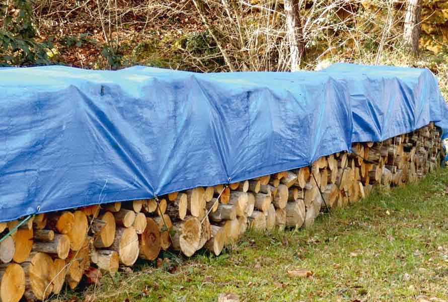 PE tarps are valued for their strength, weather resistance, and lightweight. 